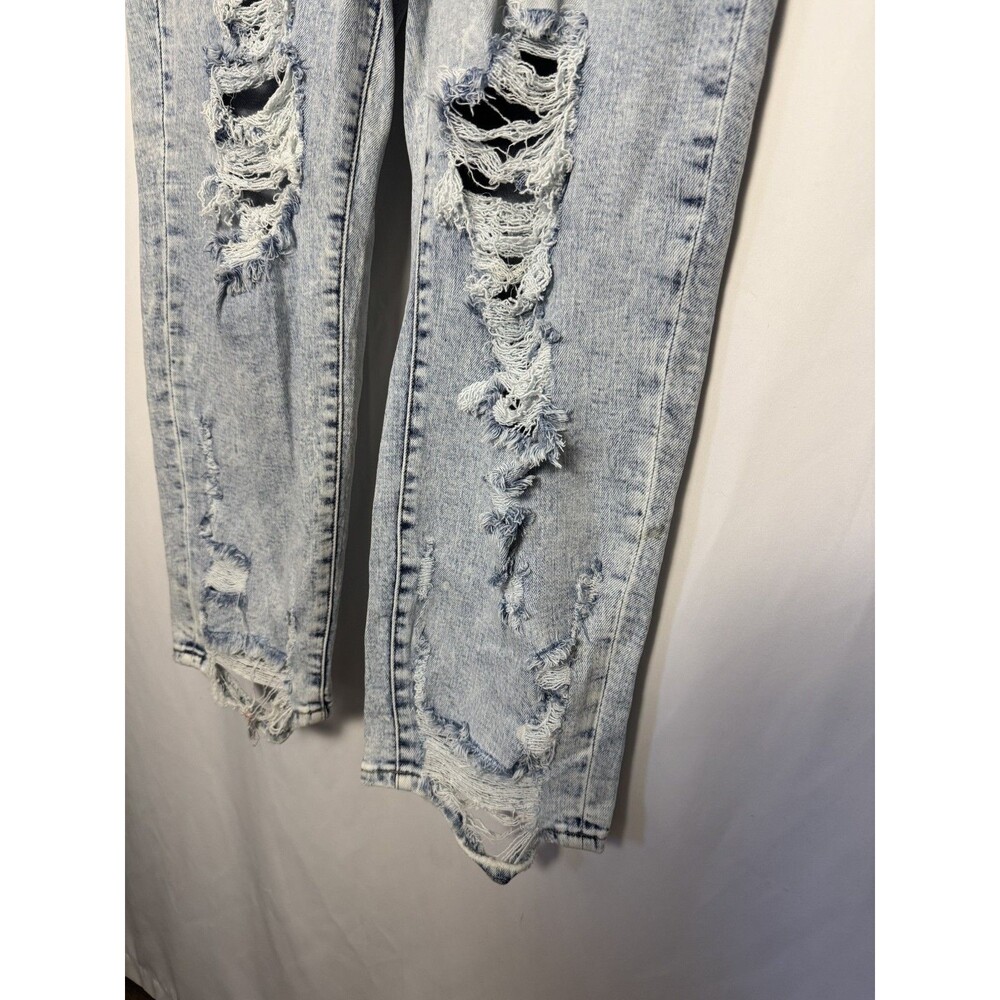 RISEN Women's Size 3XL High Rise Crop Distressed Straight Jeans Boho - Picture 3 of 5